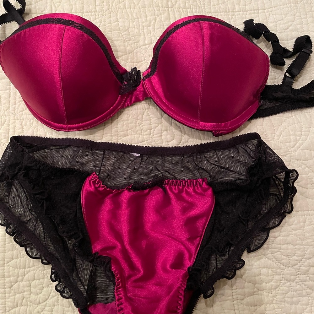 Bra set, size 34b